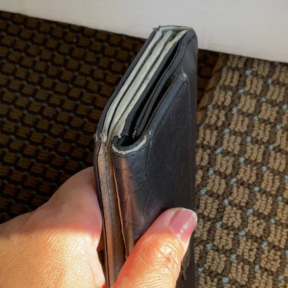 Channel Camellia Wallet - Picture 8 of 10